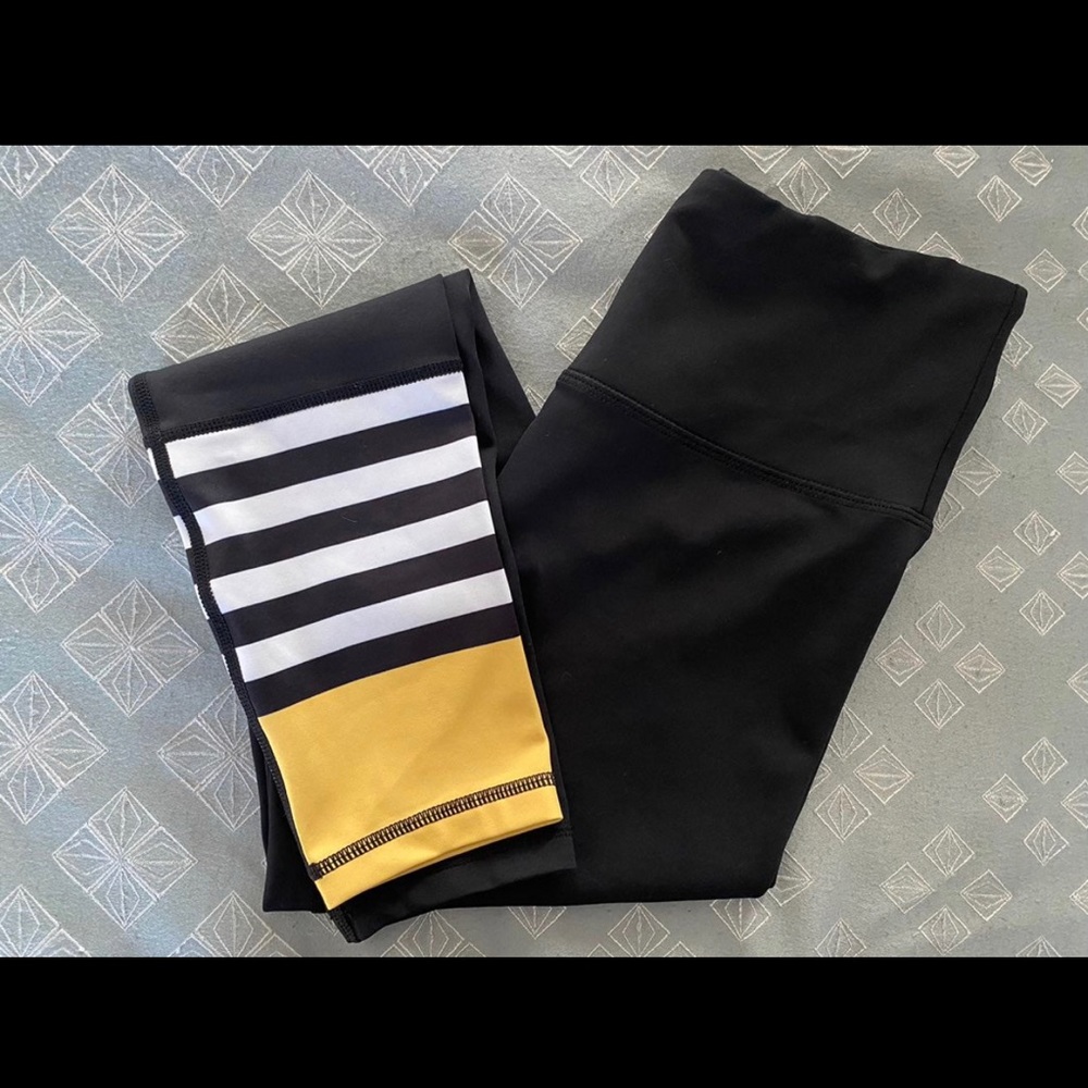 Zyia Active Bumblebee Light n' Tight High Rise 7/8 Leggings
